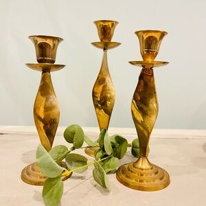 BRASS TWISTED TAPER CANDLE HOLDERS SET OF 3